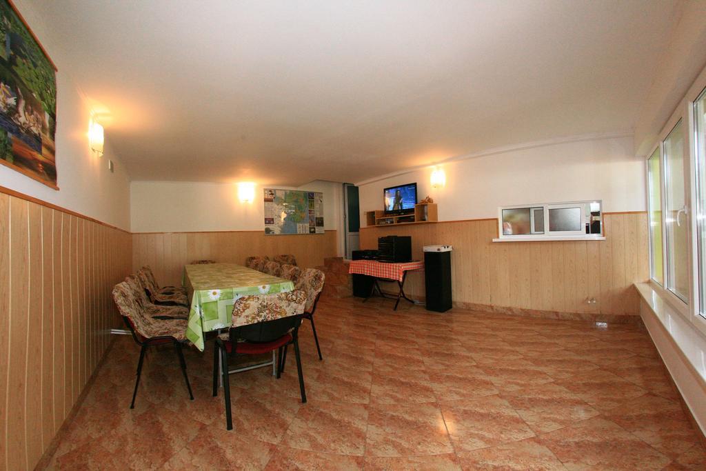 Casa Nelu Pescaru Hotel Mahmudia Eksteriør billede