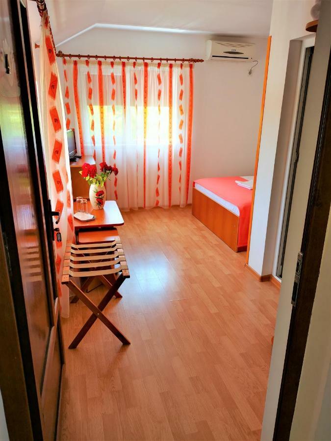 Casa Nelu Pescaru Hotel Mahmudia Eksteriør billede